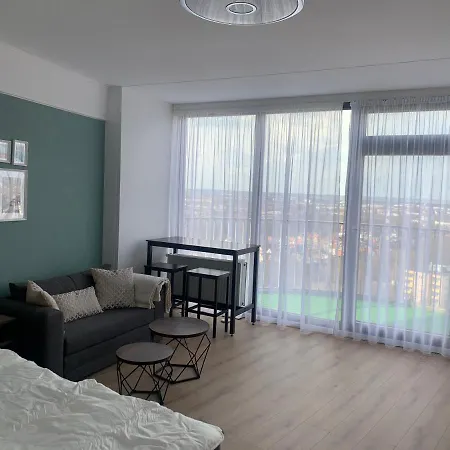 Sky Apartment Im Hotelturm Аугсбург Экстерьер фото